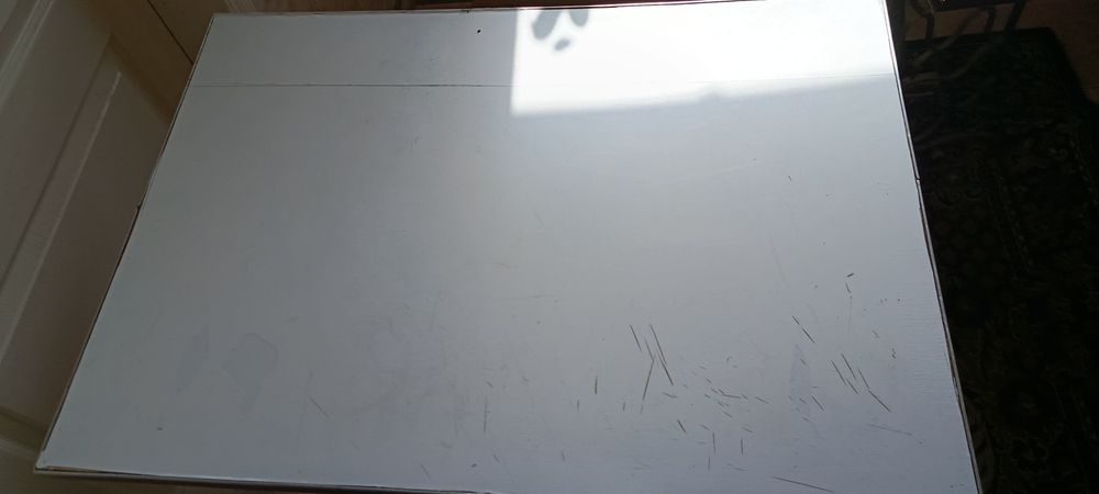 Стіл кухонний в хорошому стані