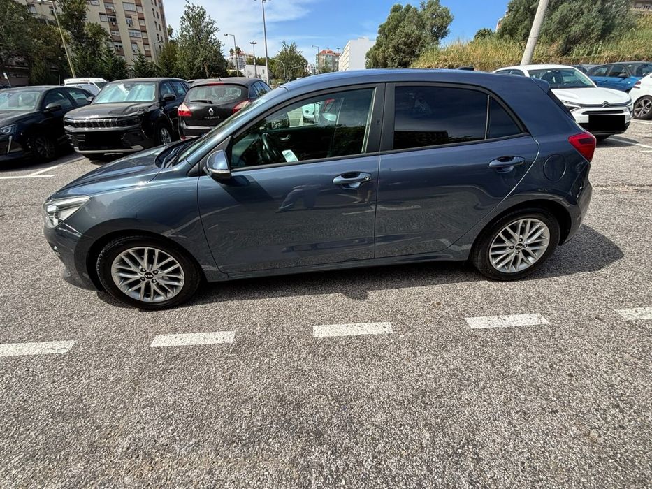 Kia  Rio  1.2 CVVT