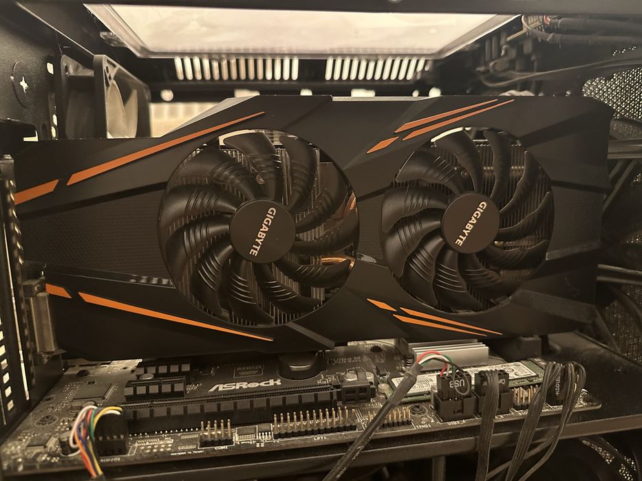 Komputer gamigowy GTX 1070 8GB|i5-7600k|16GB RAM|SSD 1TB|WIN10