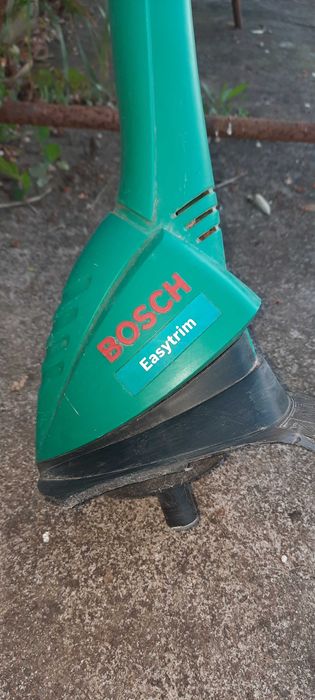 Vende-se corta relva elétrico Bosch