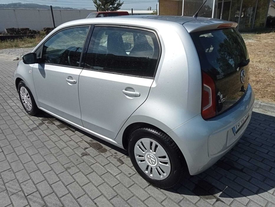 VW Up! 1.0 Bluemotion | 130.000 km | Excelente Estado
