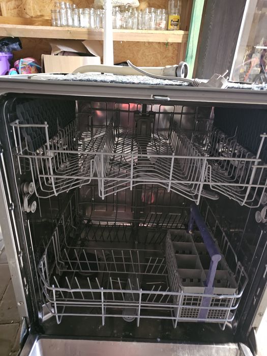 Sprzedam zmywarkę wolnostojącą marki BEKO