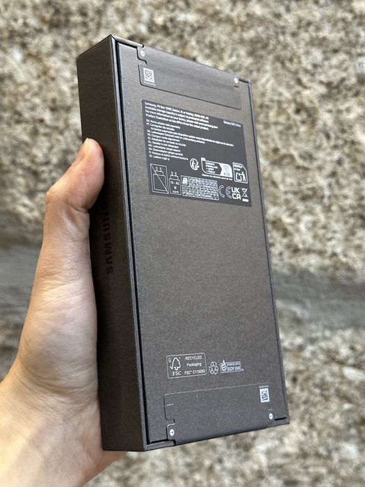 Samsung Galaxy S25 Ultra Novo 512GB