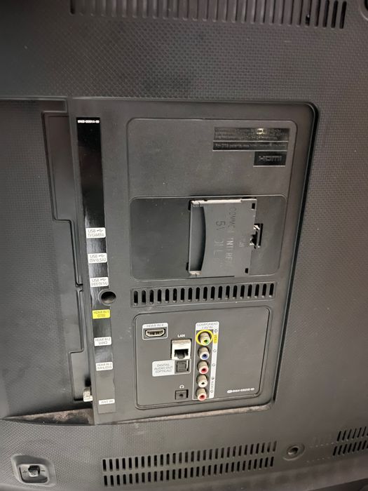 Samsung LED 48” Full HD