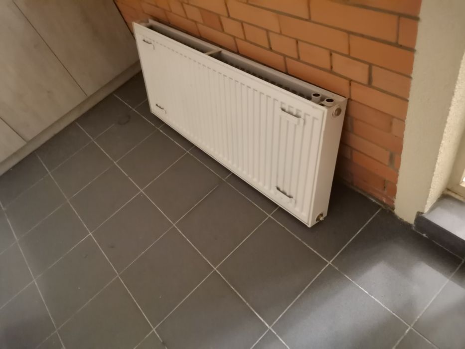 Продам б/у радиатор KORADO