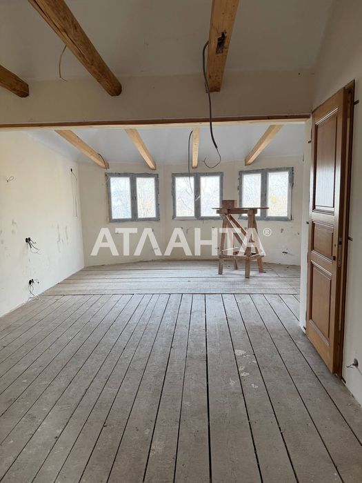 Дворівневе приміщення 221 м², в старому Центрі, вул. Конституційна