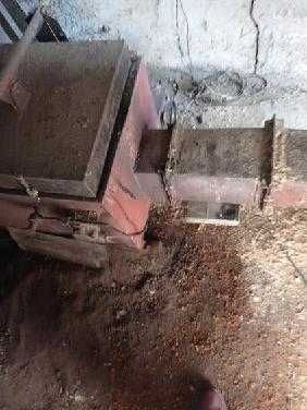 Suszarnia z podajnikiem trocin i piecem