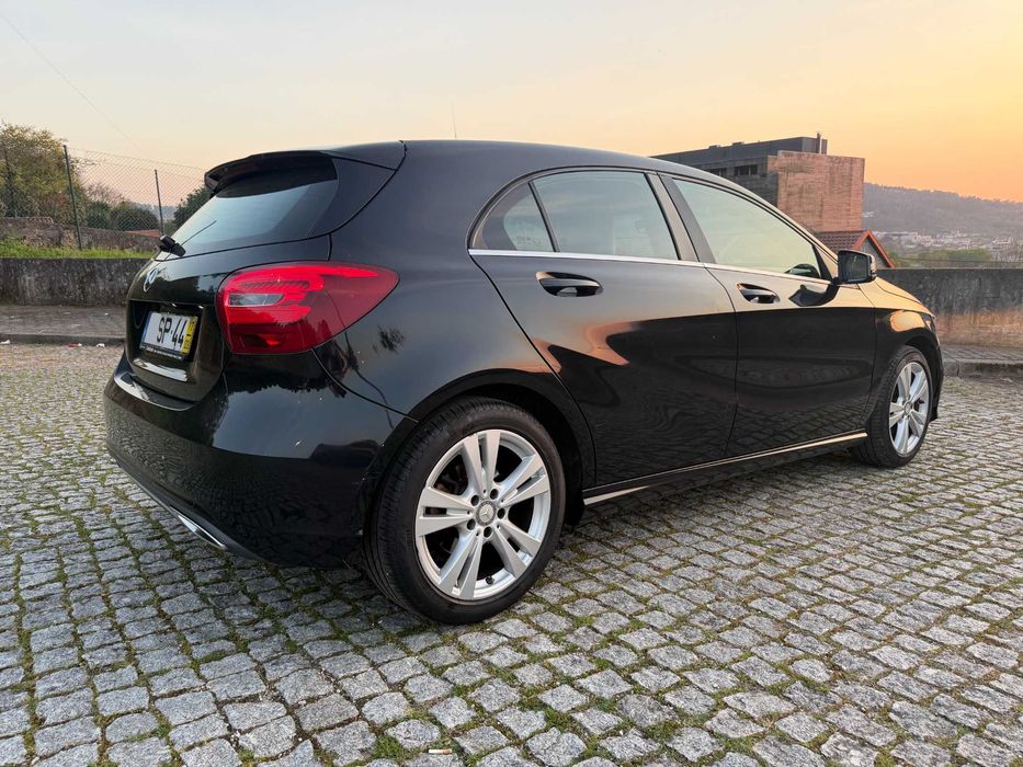 Mercedes-Benz A 160d Style Auto