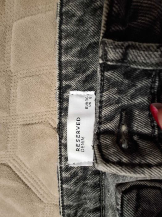 Jeansy spodnie Reserved 36