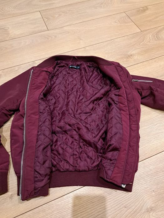 Kurtka bomberka Stradivarius