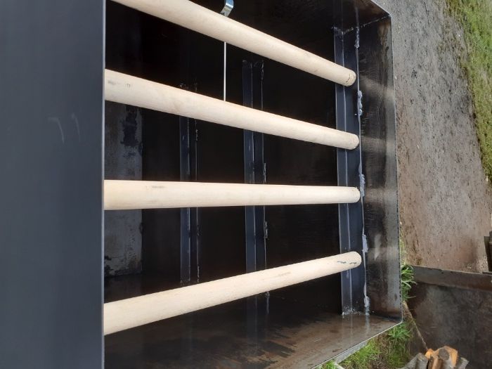 Rewelacyjna wędzarnia ogrodowa