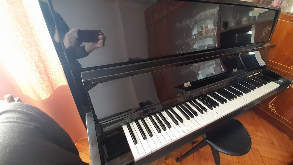 Фортепіано Україна