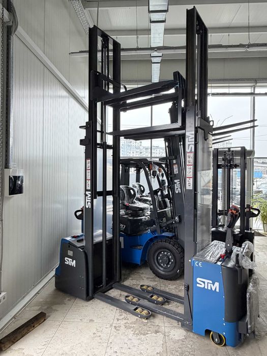 Електричний штабелер STM CDD15Pro
