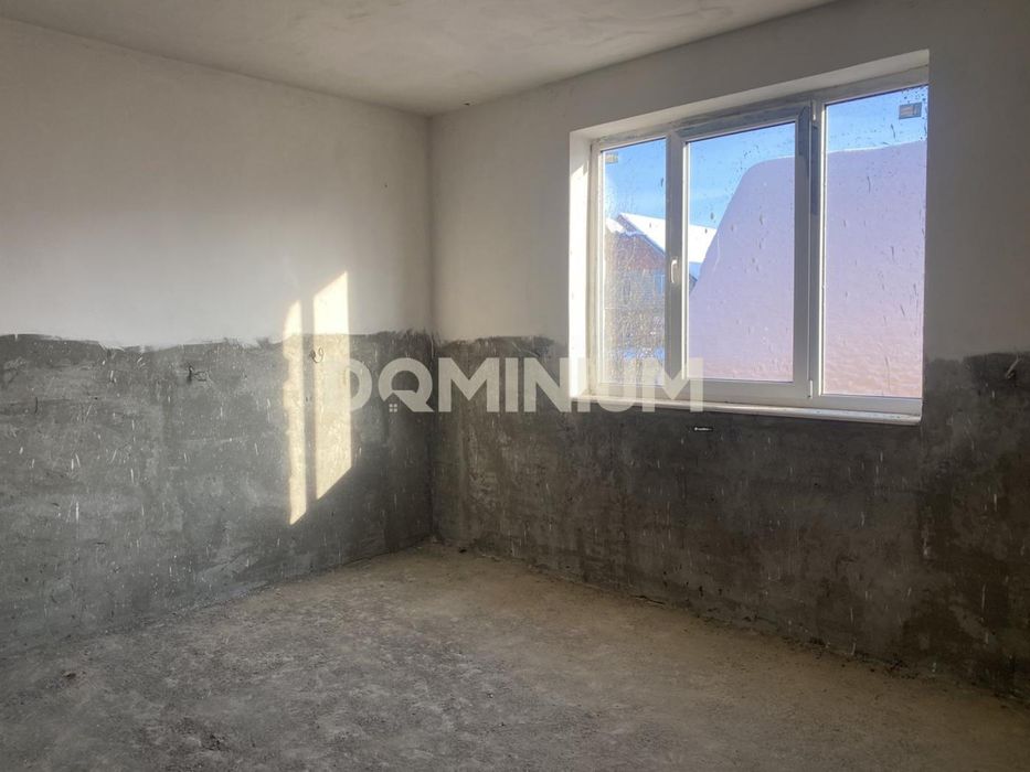 Продається новобудова у м. Хуст