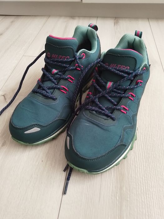 Кросівки трекінгові Hi -Tec,39р.