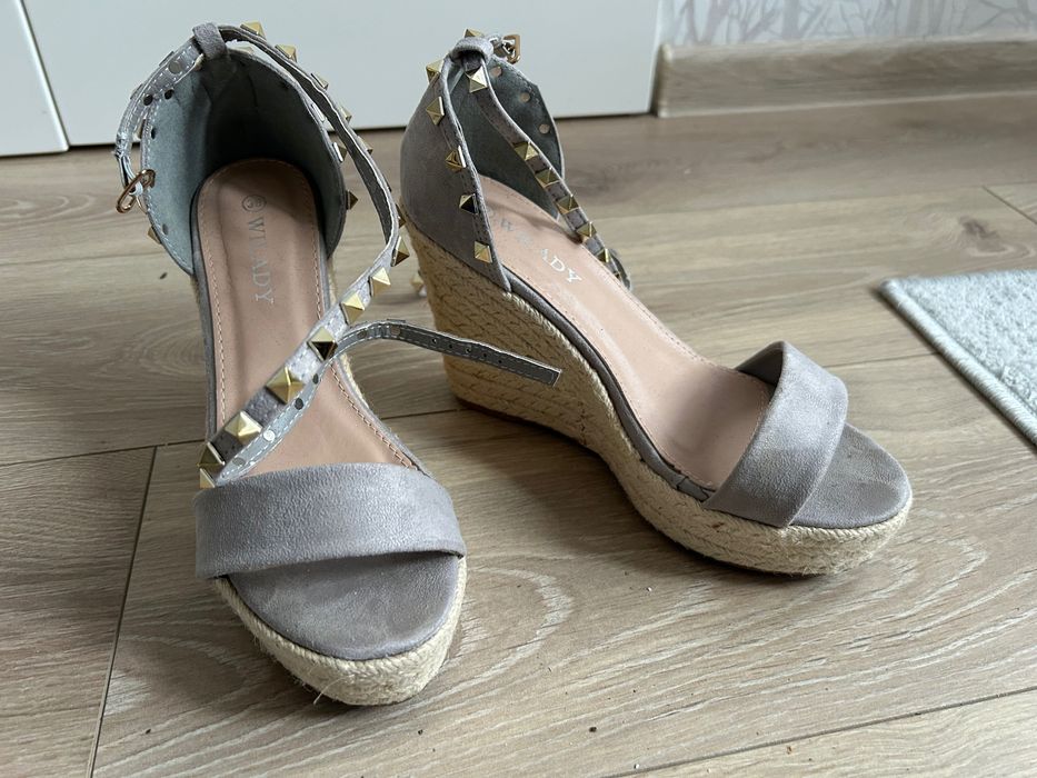 Espadryle z ozdobnym wiązaniem, r 38