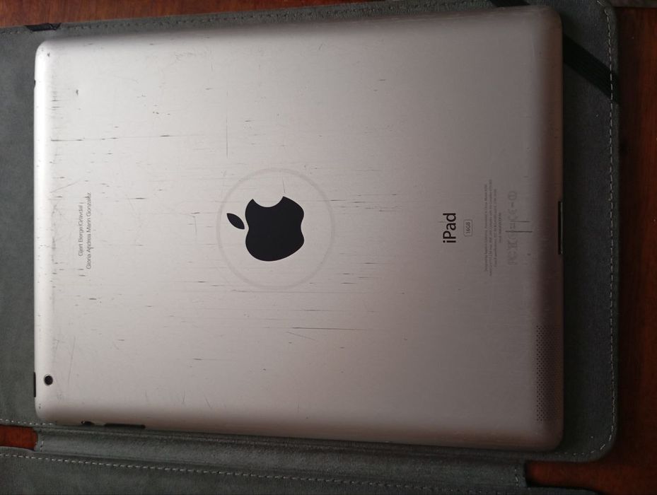 Продам IPad 2 (б/у)