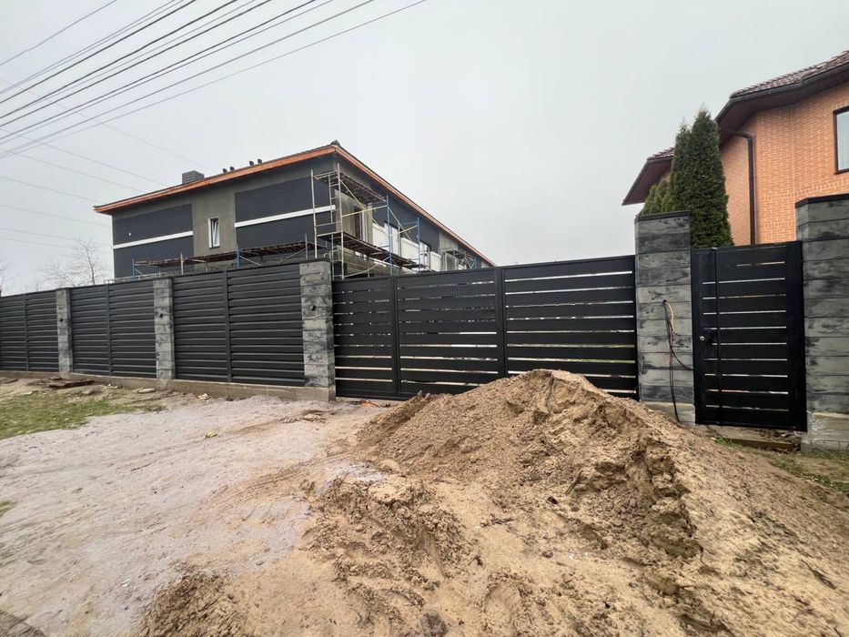 Таунхаус в елітному районі поруч з аграрним університетом