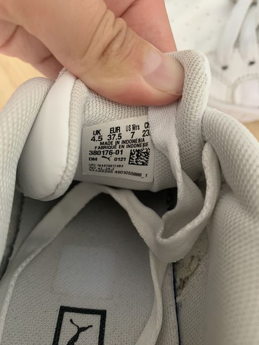 Кросівки жіночі Puma (оригінал)