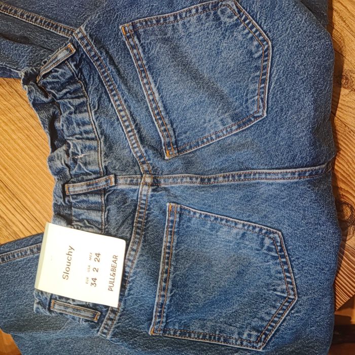 Dżinsy damskie Pull & Bear