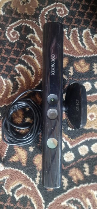 Kinect (XBOX 360) та PS MOVE+Камера (PS3)