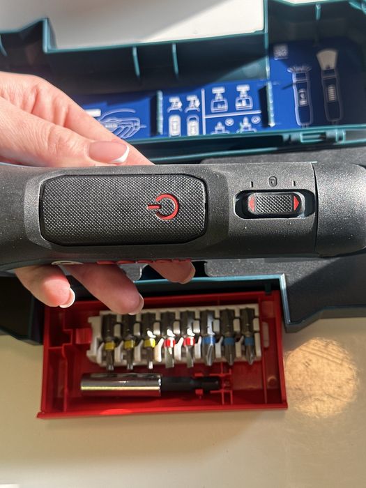 Wkrętak akumulatorowy Bosch Go