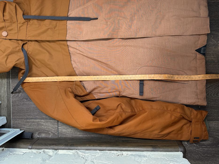 Жіноча куртка 686