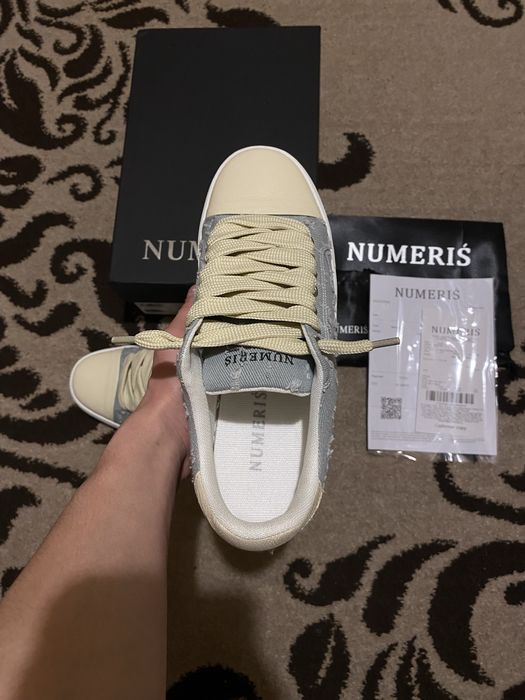 Кросівки Numeris {42}