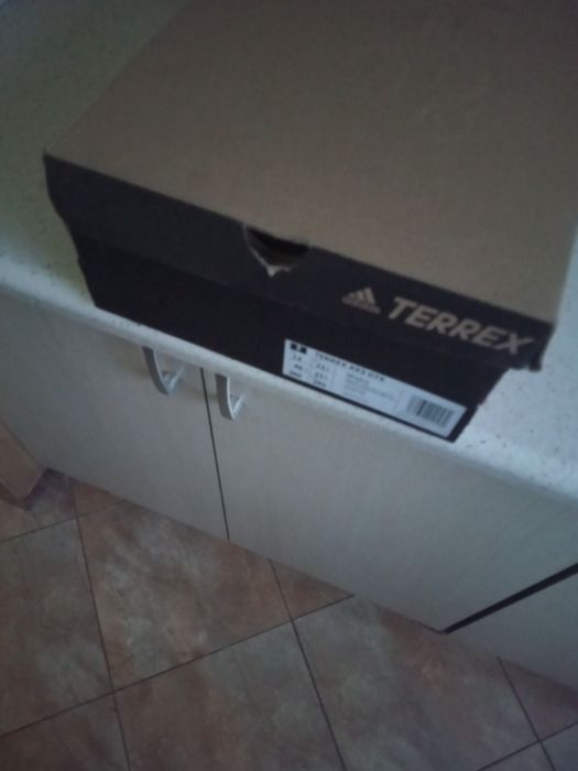 Pudełko adidas terrex ax3 gtx