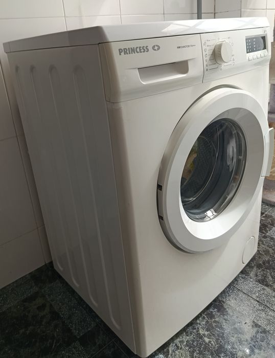 Máquina de Lavar Roupa Princess A+++ (Impecável)