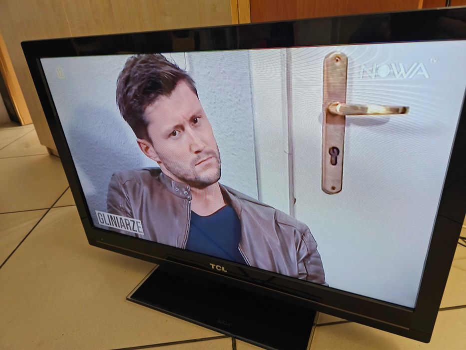 Telewizor TCL L32D3300C 32" HD Ready