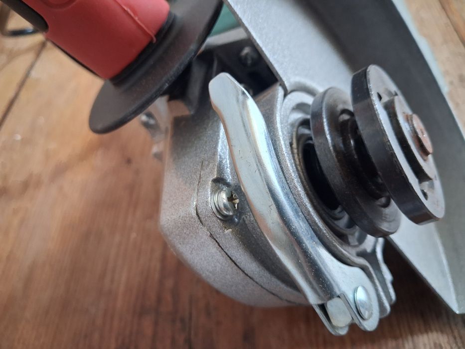 Rebarbadora Angle Grinder - 6 velocidades
