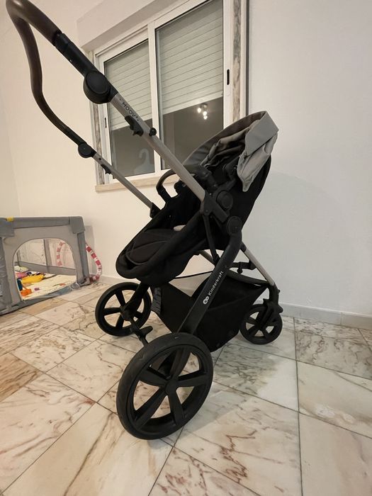 Carrinho de Bebe 3 em 1 Novo