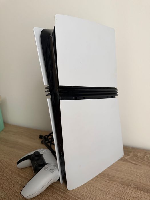 Konsola PS5 PRO 2TB
