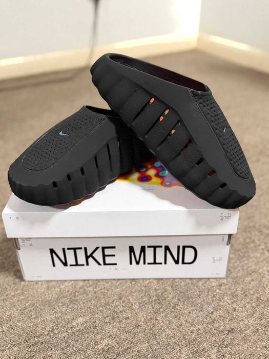 Nike Mind 001 Triple Black R.41