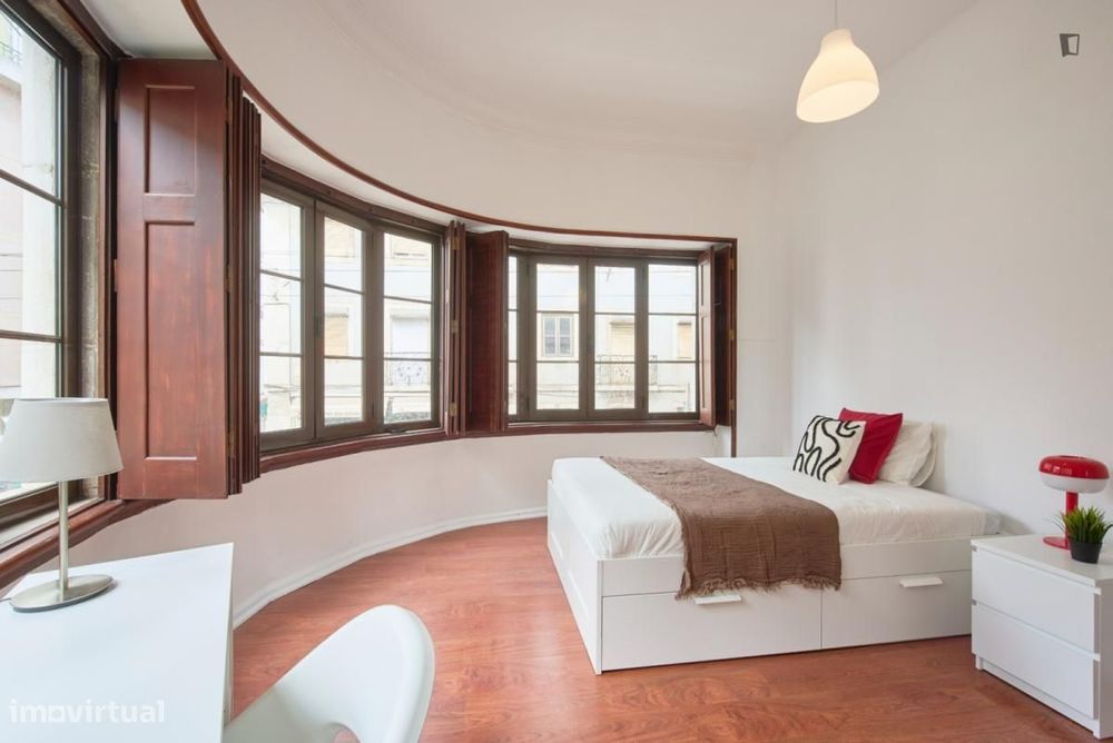 Quarto - localizado em Estrela Lisbon