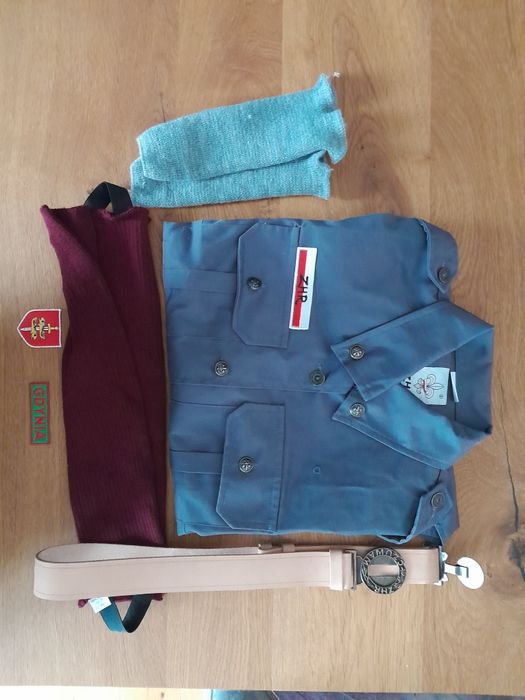 Mundur strój harcerski - Nowy damski 164 cm 34-36