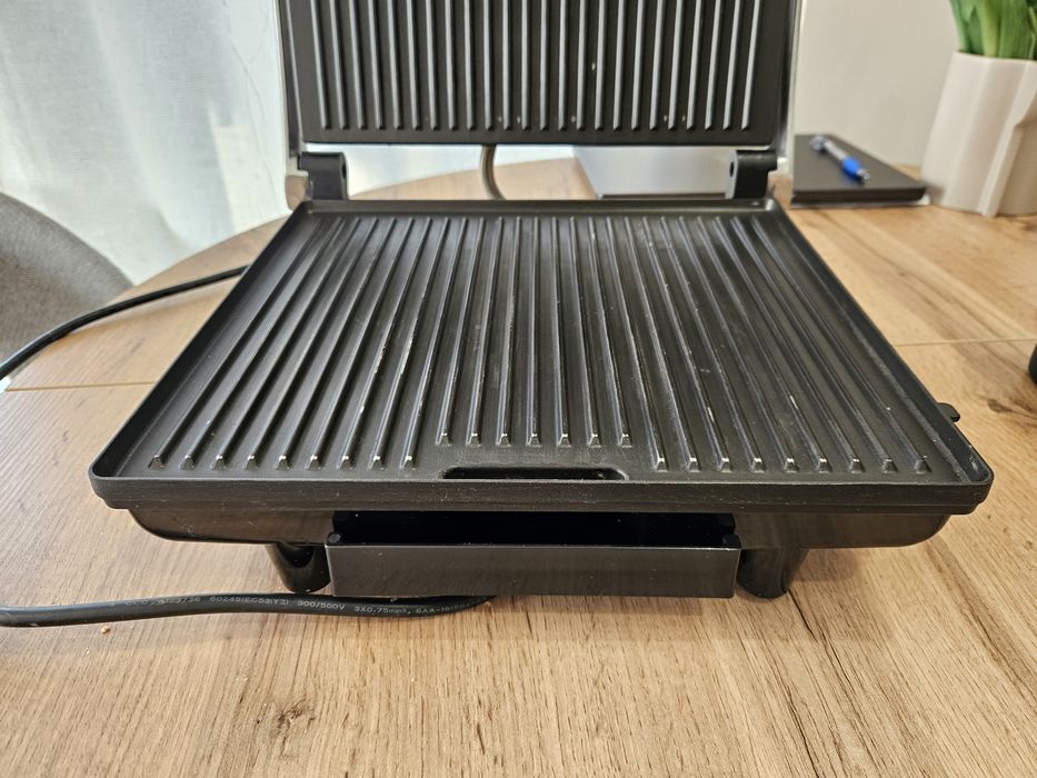 Grill / Opiekacz elektryczny SilverCrest SPM 2000 – 2000W