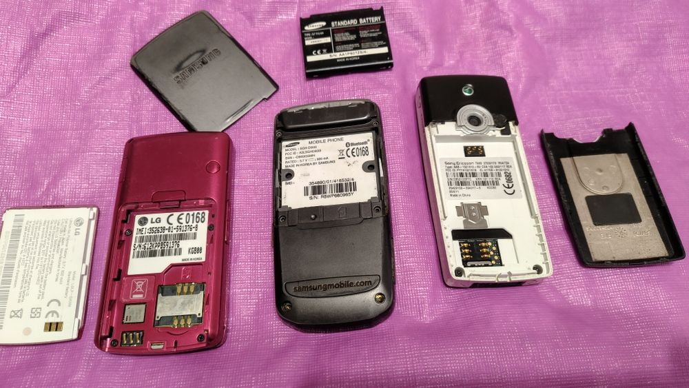 Телефон LG. KG800. Samsung D-900i