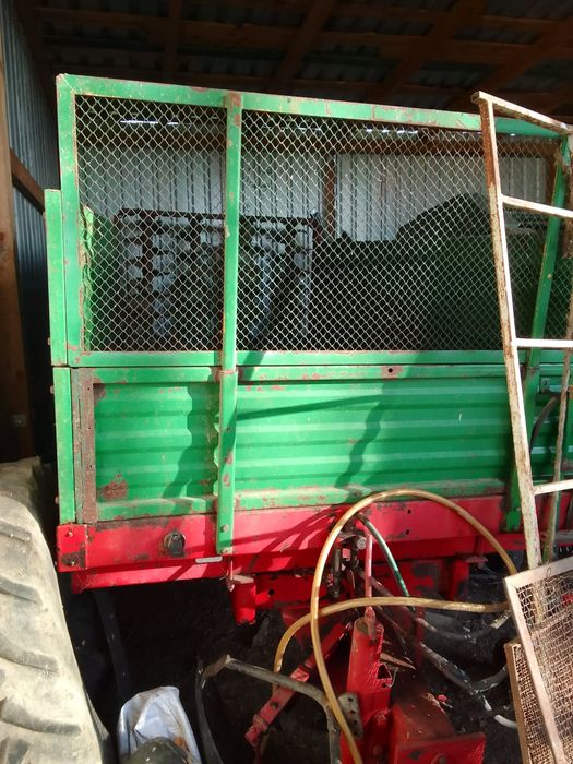 Rozrzutnik obornika tandem 8 ton