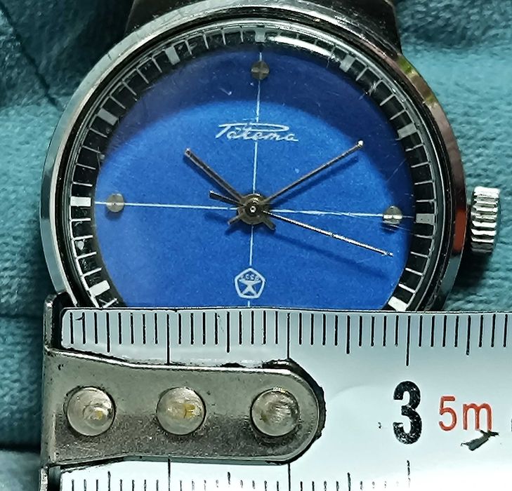 Годинник наручний Ракета - вінтаж СРСР з 90-х механізм 2609.НА