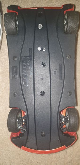 2 carros da burago impecáveis mas com pequenos defeitos