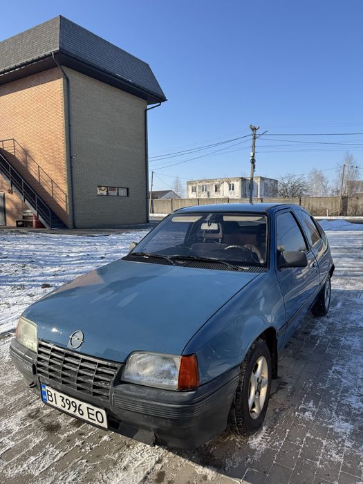 Opel Kadett 1.3 Кадет