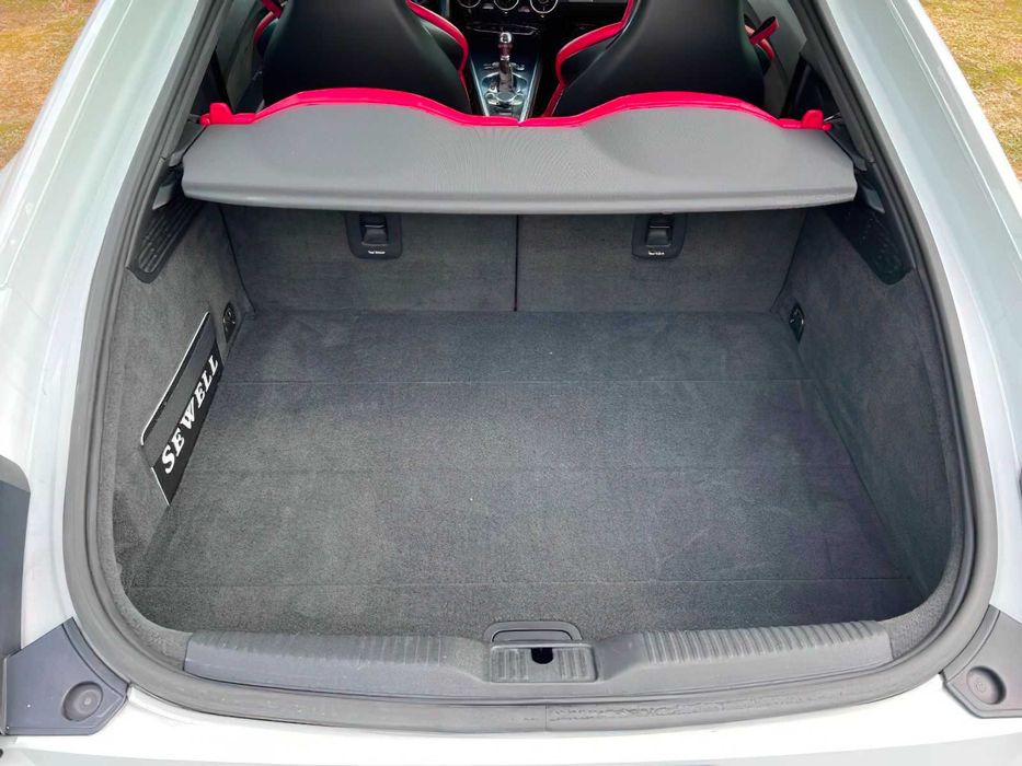 Audi TT quattro      2018