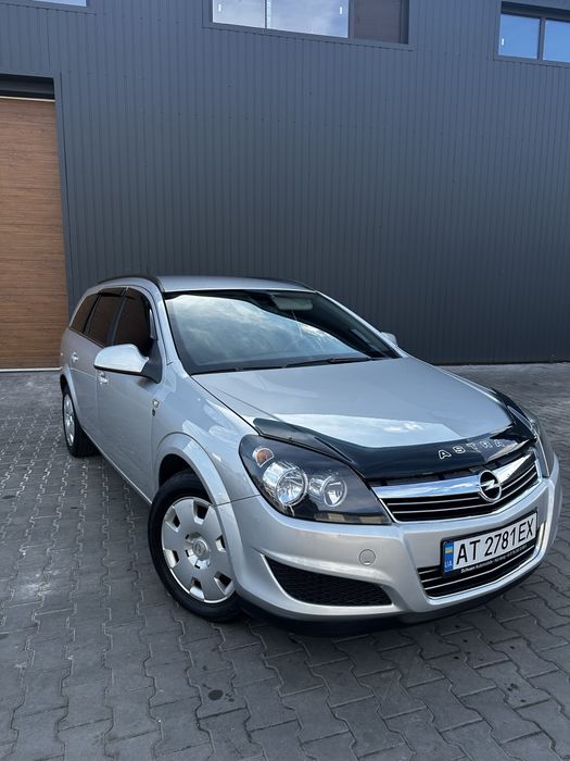 Продаю надійну та економну Opel Astra 1.7 дизель у відмінному технічному стані. Авто повністю готове до експлуатації — вкладень не потребує.Більше деталей по телефону