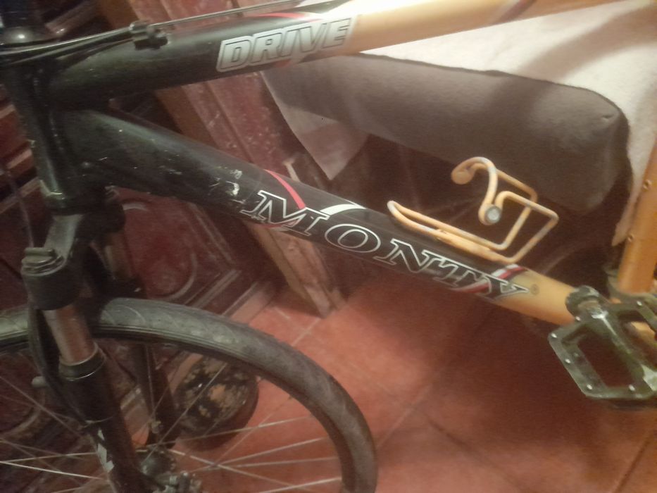 Bicicleta Monty Drive