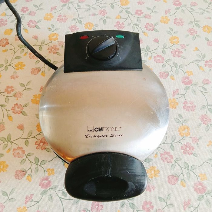 Máquina wafles como nova
