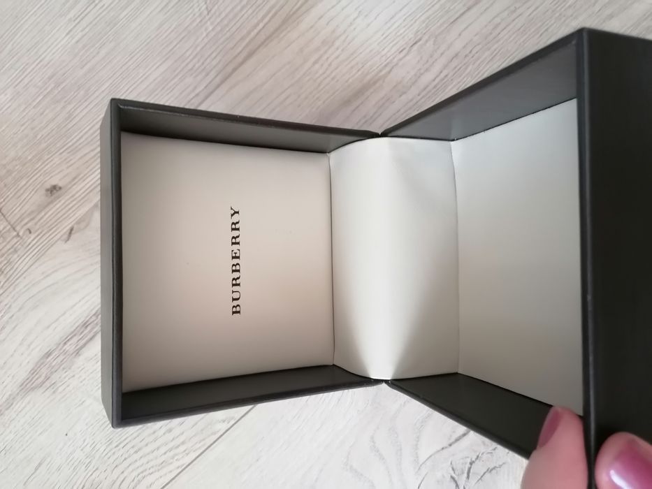 Pudełko na zegarek Burberry