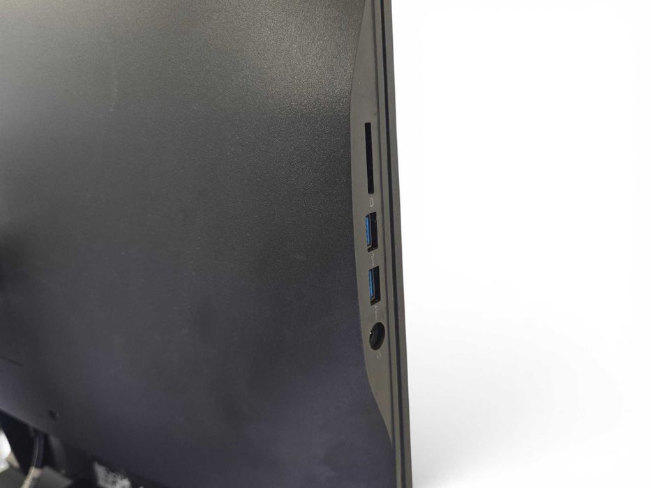 Komputer All in One Dell 7440 I5 640ssd 8gb ram Win 10 24" Led