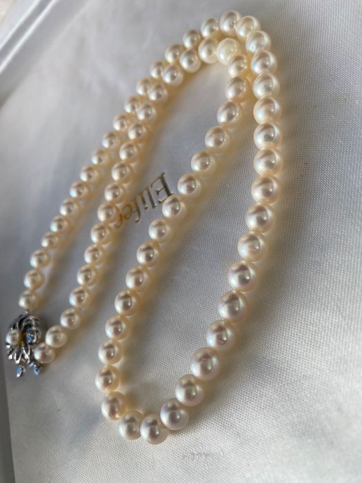 Piękny naszyjnik z Akoya pereł